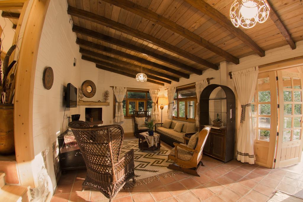 Zitácuaro Hotel Rancho San Cayetano מראה חיצוני תמונה